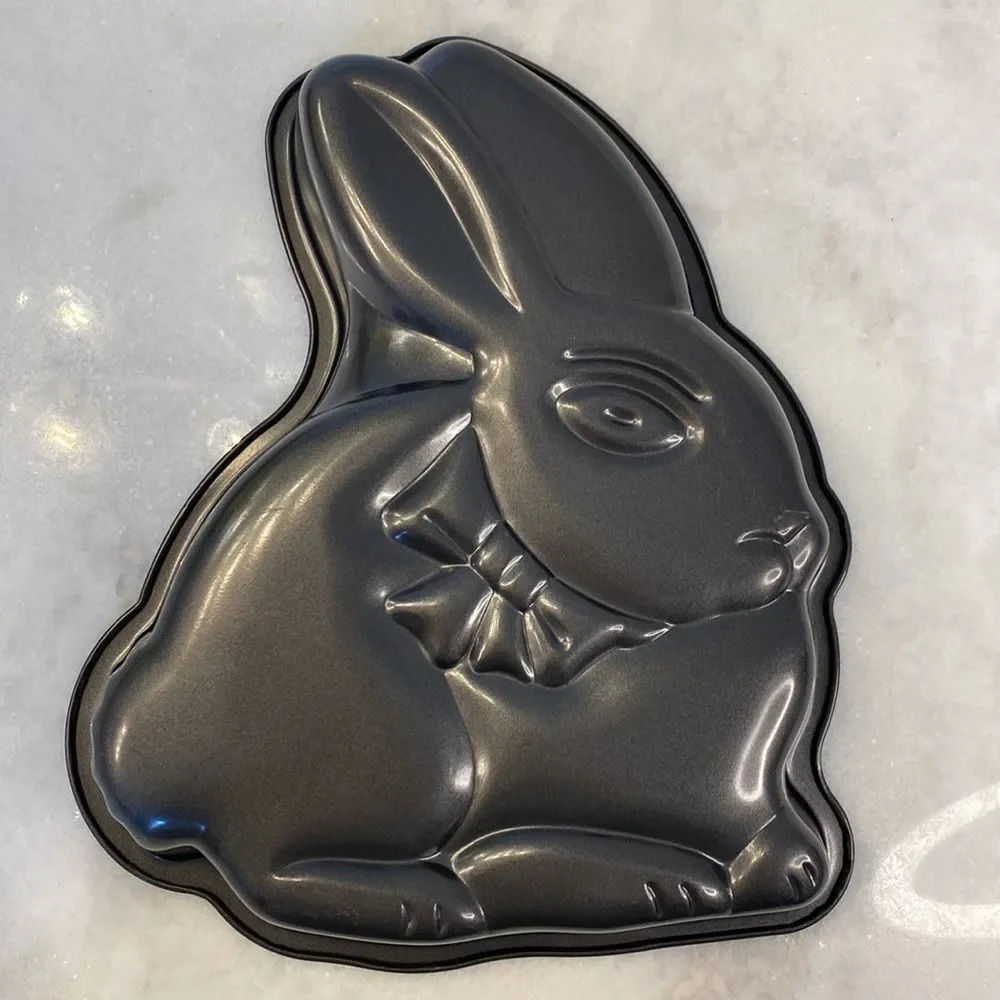 Wilton Bunny Rabbit Cake Pan baking New